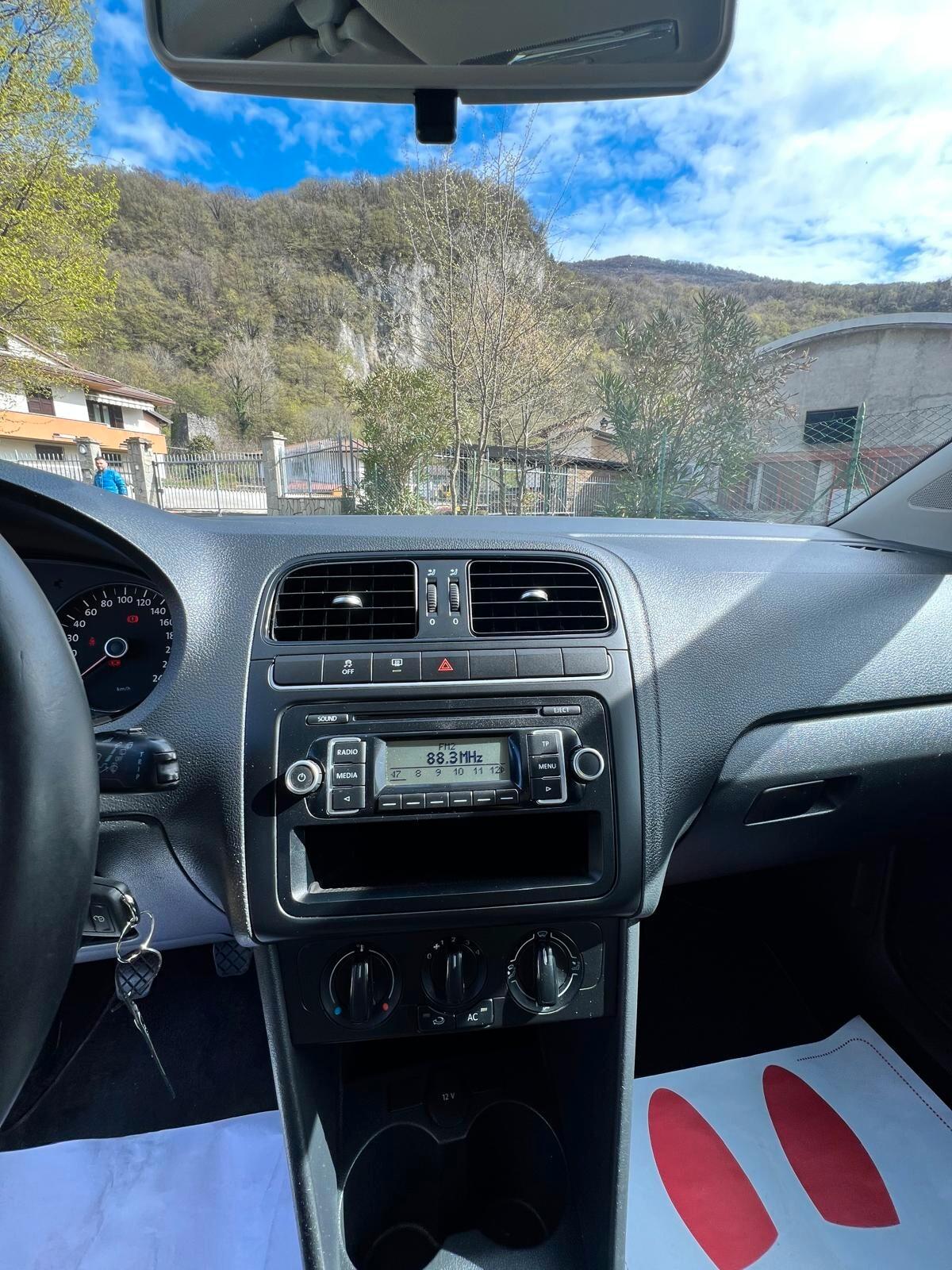 Volkswagen Polo 1.2 benzina euro 5 neo patentati