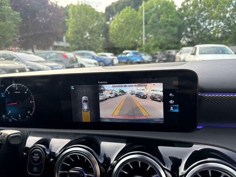 Mercedes-Benz Classe A A 180 d Sport Night edition auto