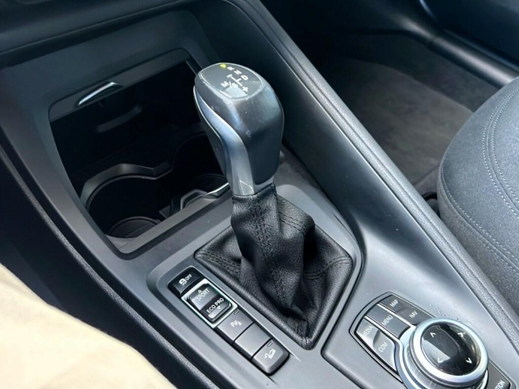 BMW X1 18 d Business xDrive Steptronic