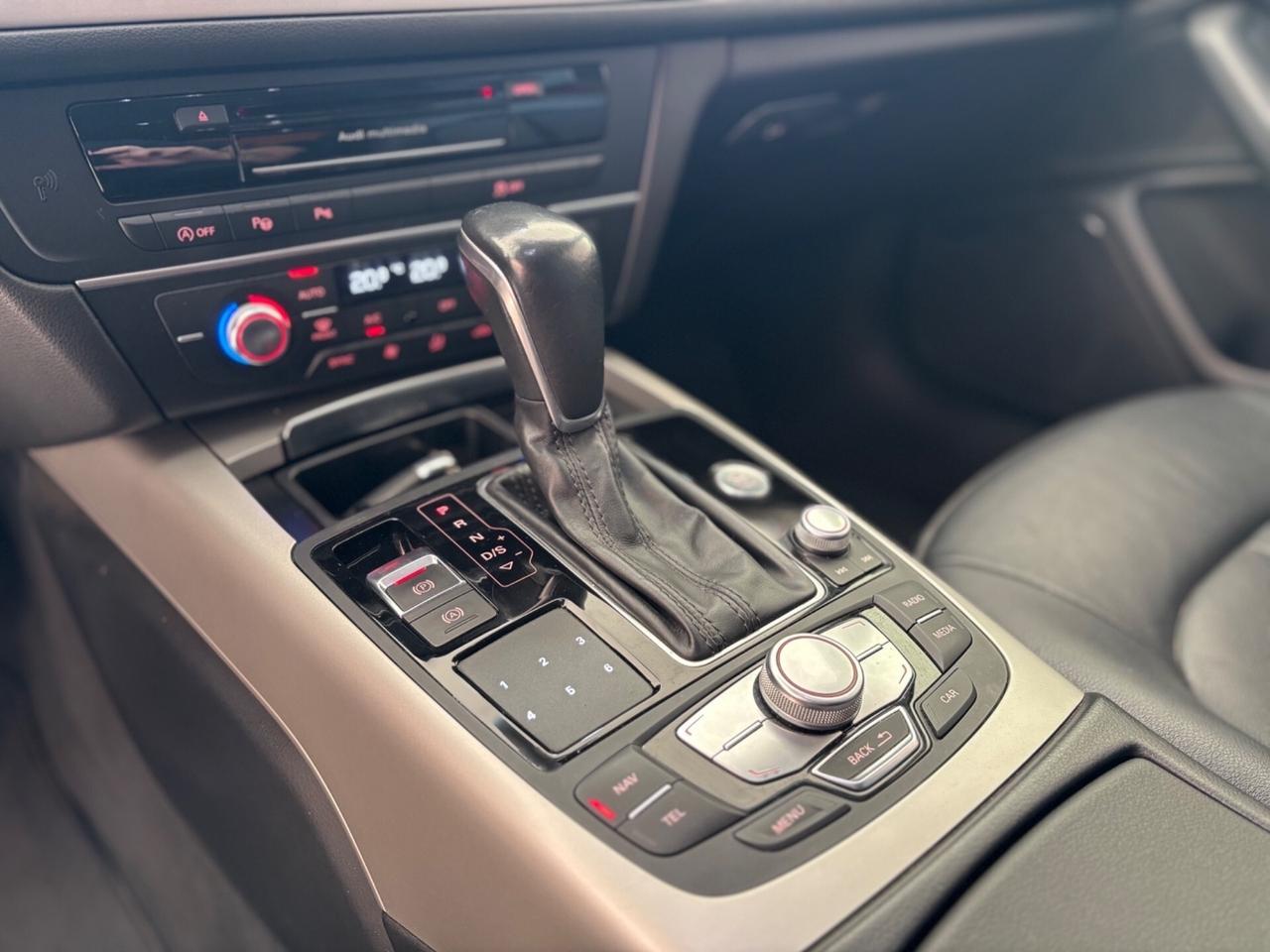 Audi A6 Avant 2.0 TDI 190 CV s-line matrix- navi-pelle gancio traino permute e finanziamenti