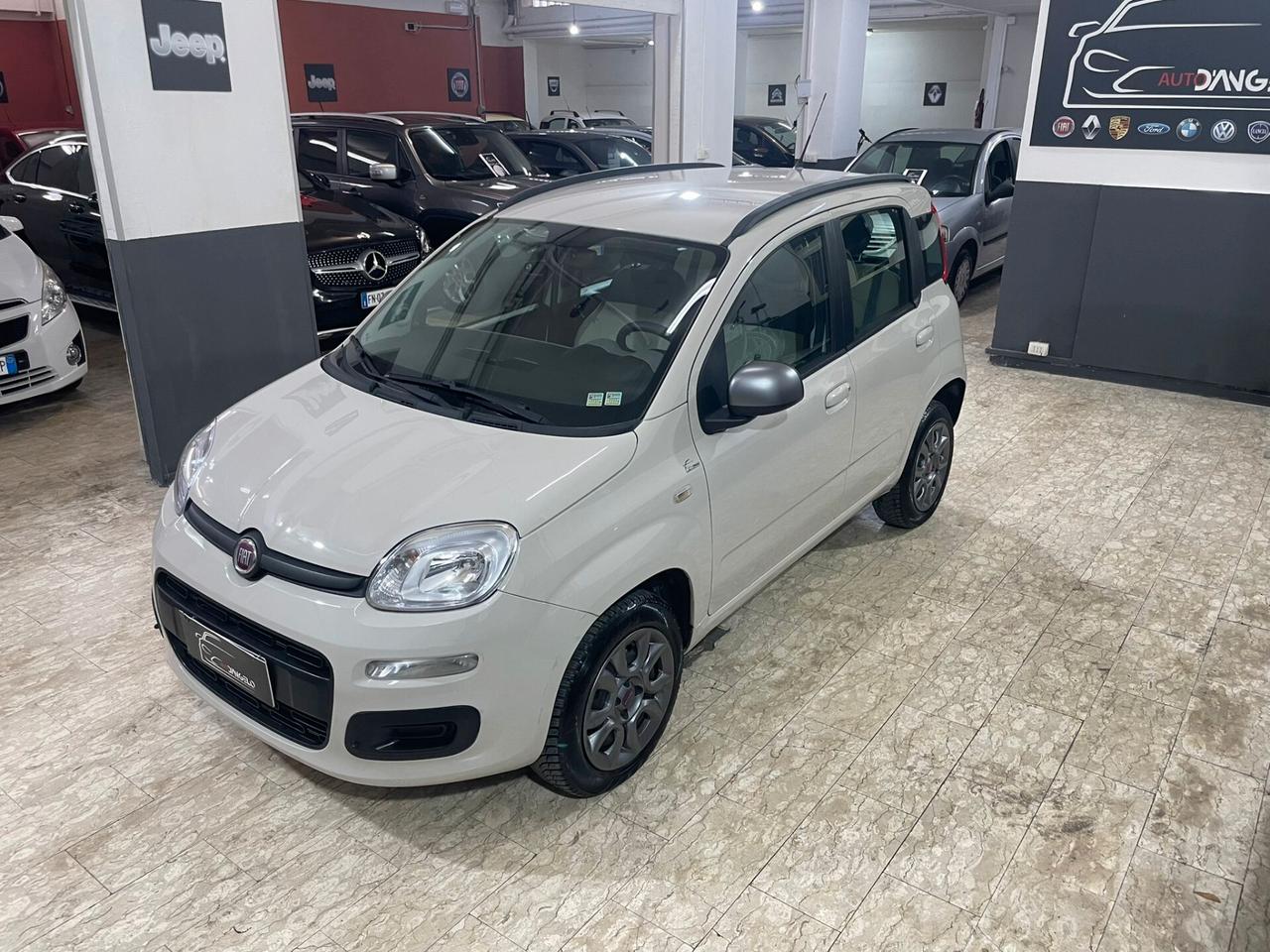 Fiat Panda 0.9 TwinAir Turbo Natural Power Lounge