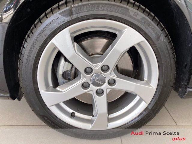 AUDI A3 Sedan 35 TDI S tronic Business 7M