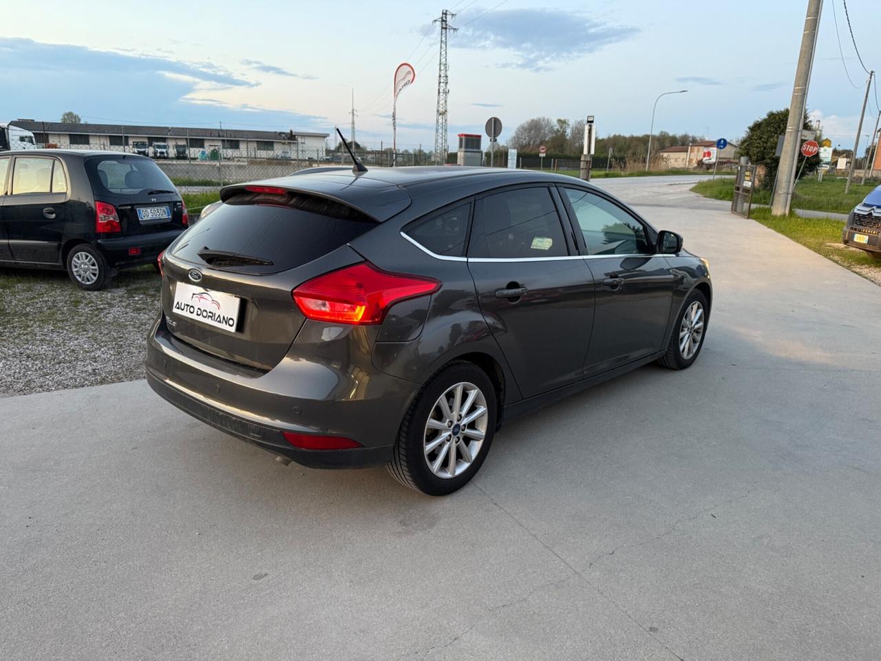 Ford Focus 1.6 120 CV GPL Titanium