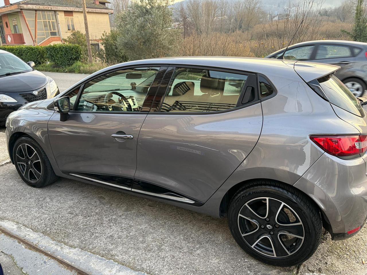 Renault Clio 1.2 Gpl 75CV 5 porte Live