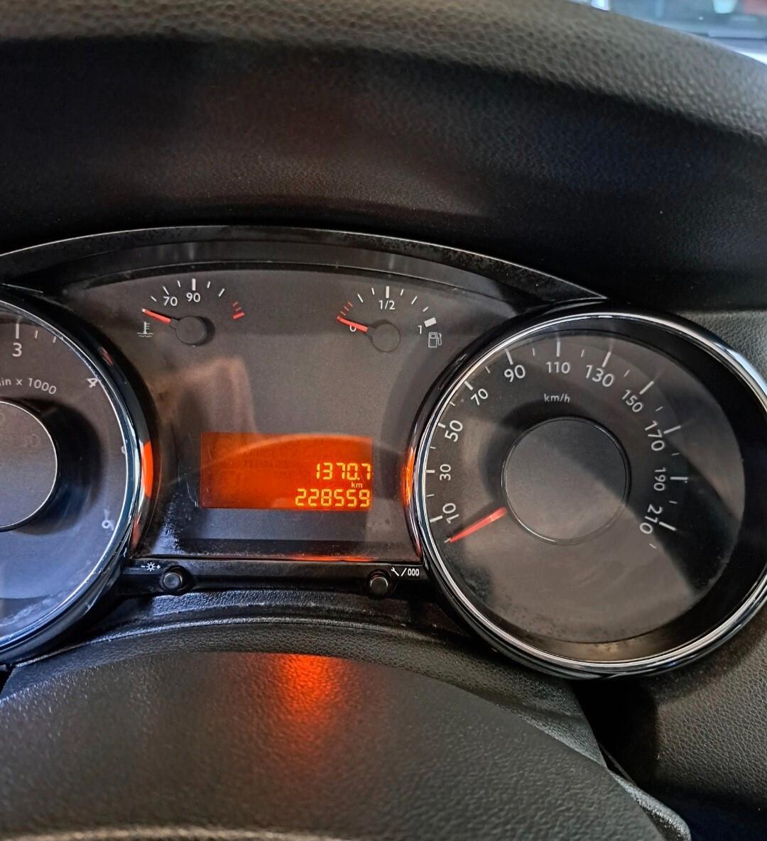 Peugeot 5008 2.0 HDi 150CV Tecno 7 posti