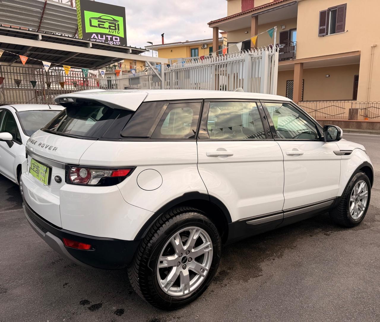 Land Rover Range Evoque 2.2 TD4 5p. Prestige 150.000 KM