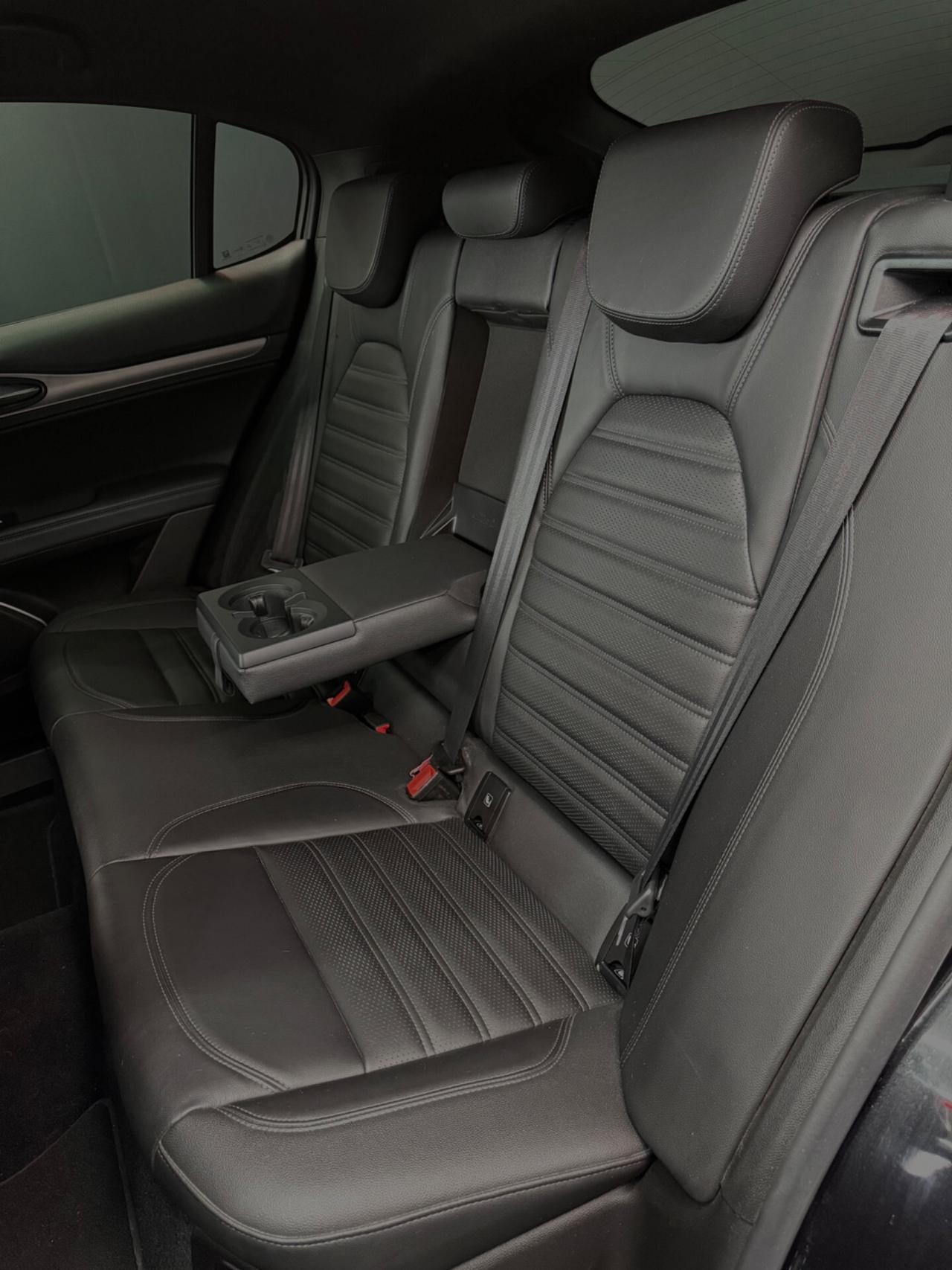 Alfa Romeo Stelvio 2.2 TD 210 CV Q4 Veloce IPER FULL