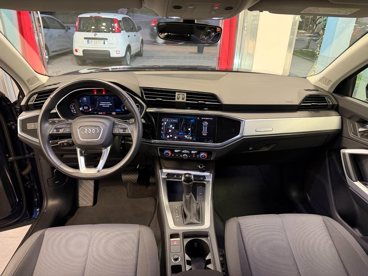 Audi Q3 40 TDI quattro S tronic Business Advanced