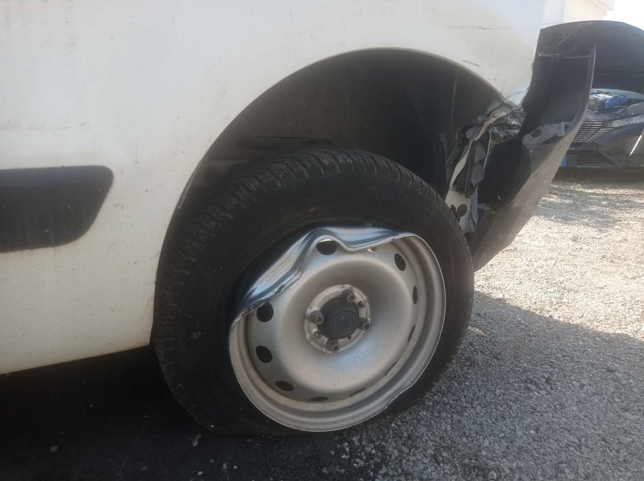 Fiat Fiorino 1.3 MJT 80CV Cargo KM 19830