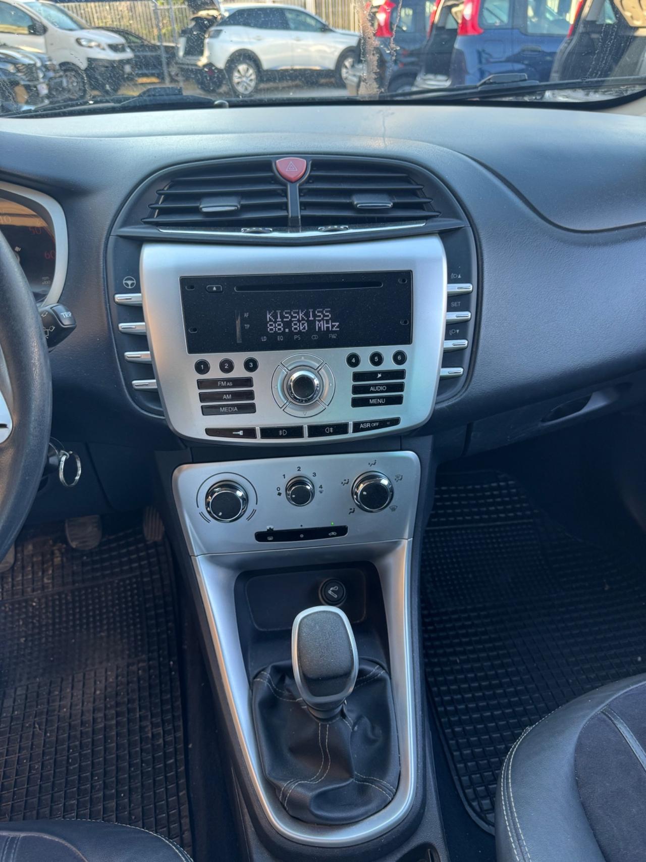Lancia Delta 1.6 MJT DPF Gold