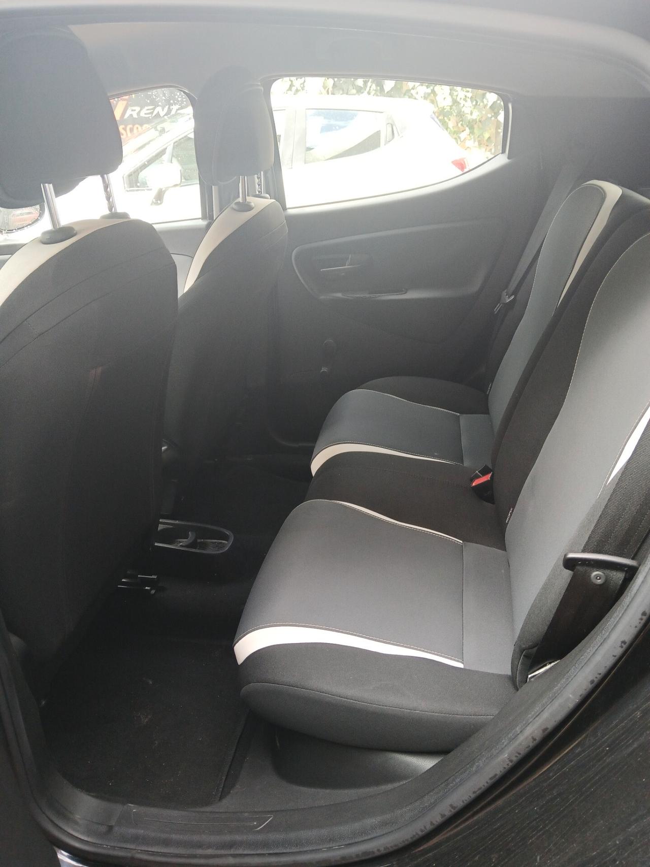 Lancia Ypsilon 1.3 MJT 16V 95 CV 5 porte S&S Elefantino