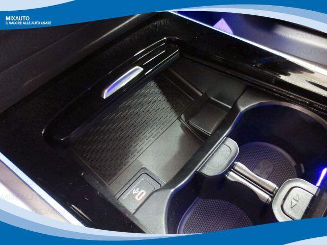 MERCEDES-BENZ GLA 200 D Automatic AMG Line Premium EU6 KM Ø