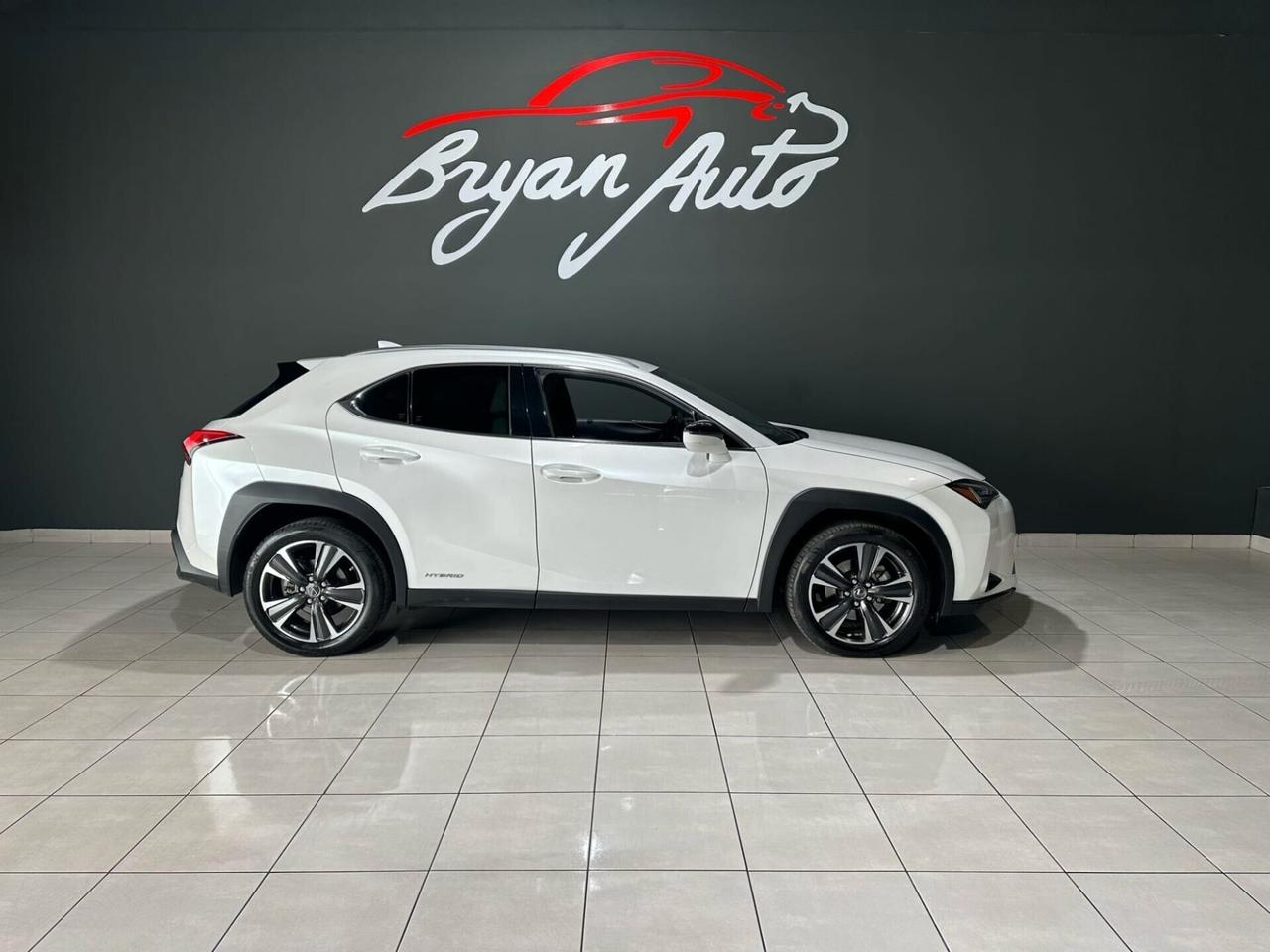 Lexus UX UX 200 UX 250 Premium(184CV TRA IBRIDO E BENZINA)