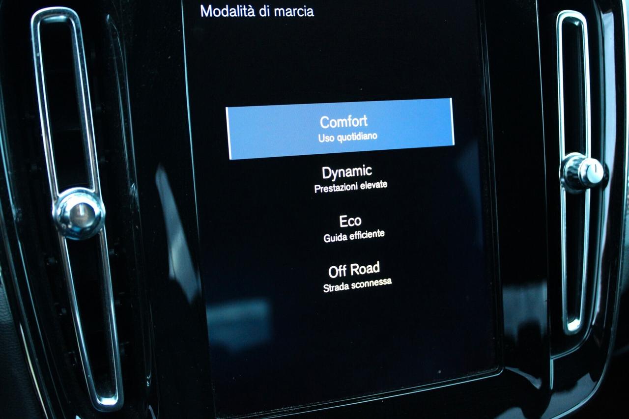 Volvo XC40 D3 Aut. R-Design *360 CAMERA *PELLE