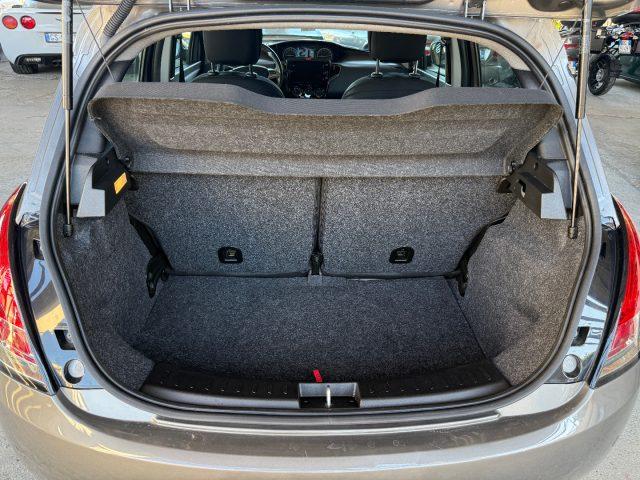 LANCIA Ypsilon 1.0 FireFly 5 porte S&S Hybrid Ecochic Gold