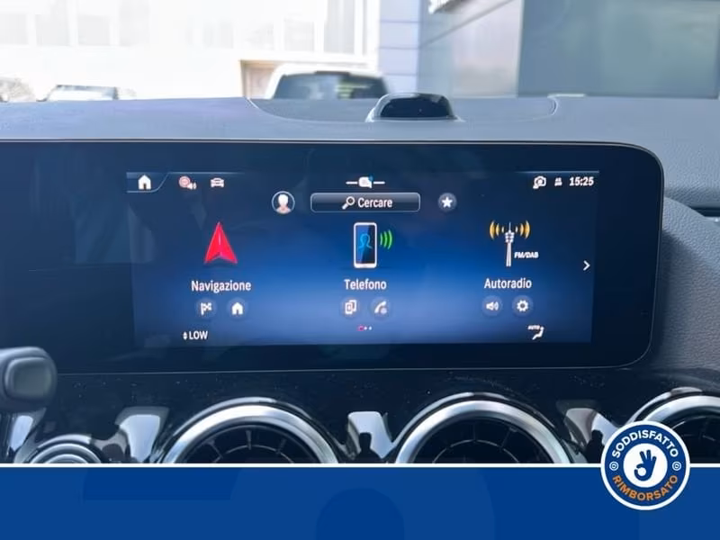 Mercedes-Benz GLA 200d Automatic Advanced Progressive