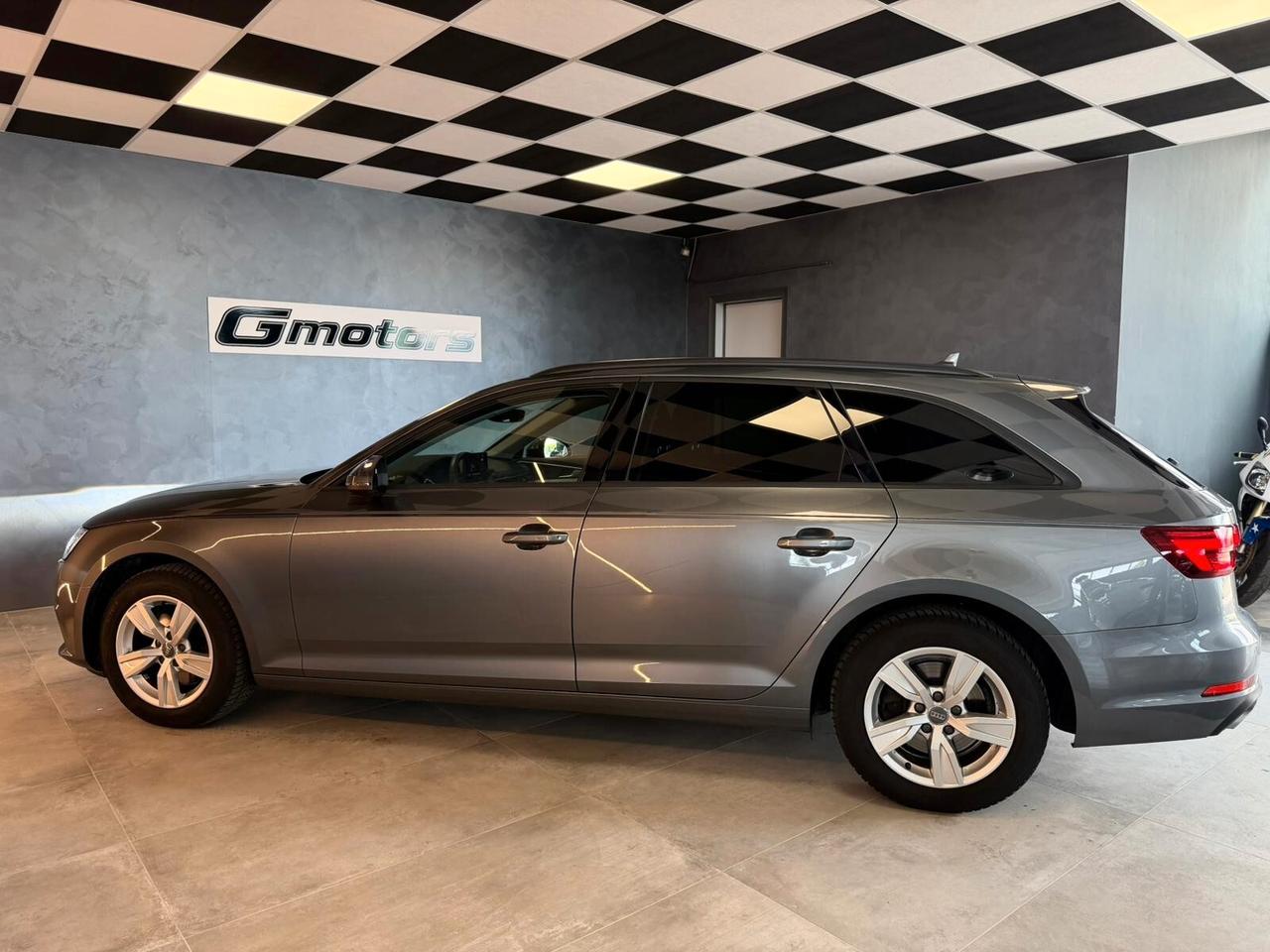 Audi A4 Avant 30 TDI S tronic Business