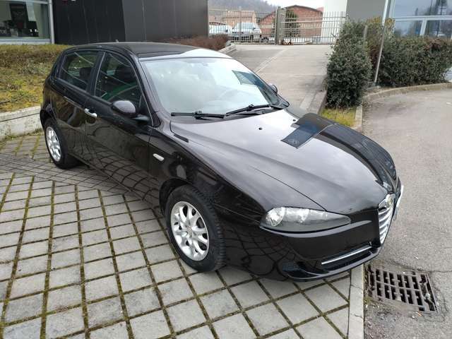 Alfa Romeo 147 147 5p 1.9 jtd 120cv