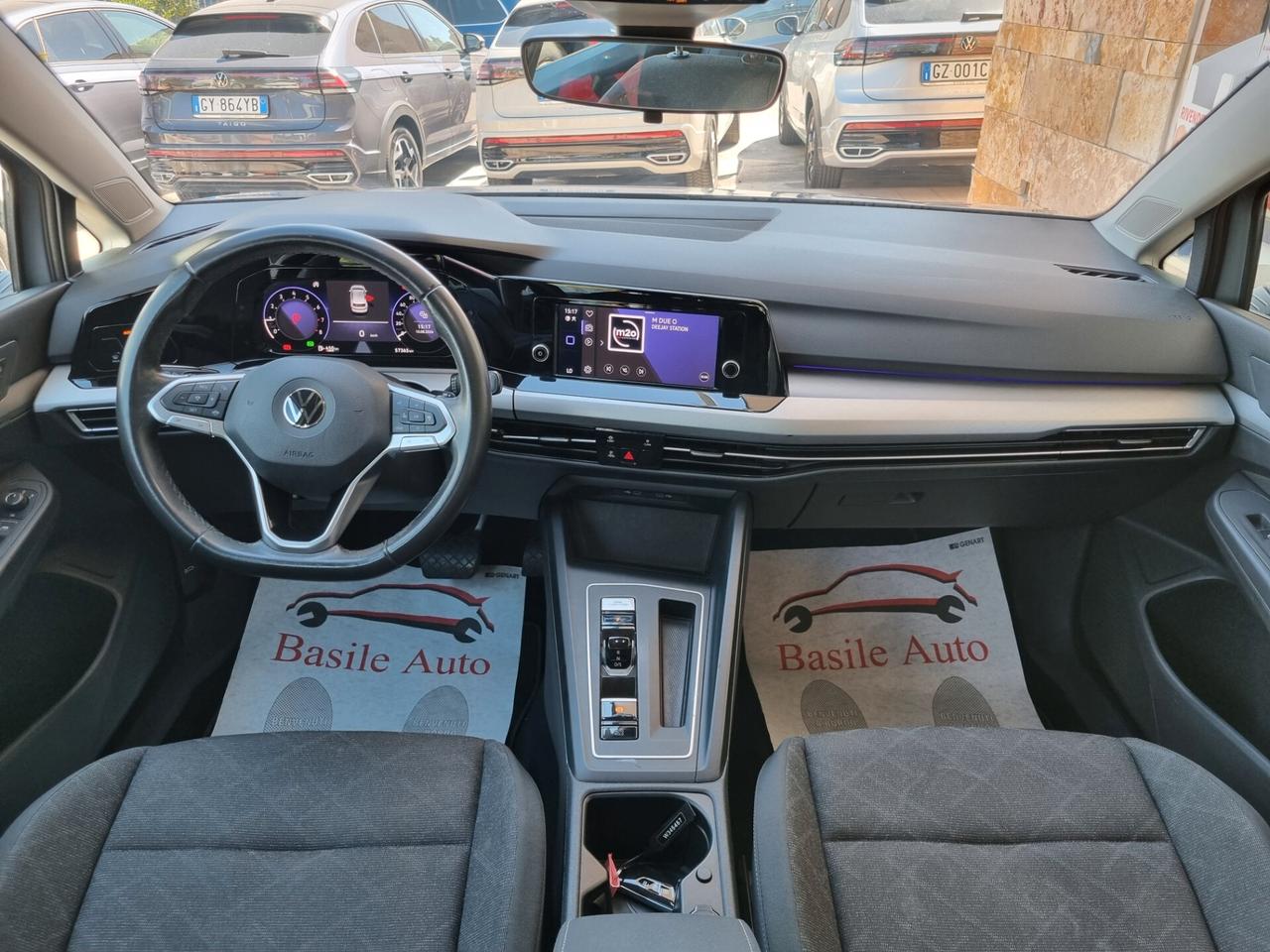 Volkswagen Golf VIII 1.0 etsi evo Life 110cv dsg