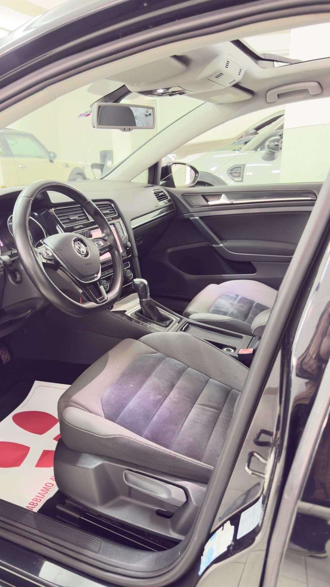 Volkswagen Golf 1.4 TSI DSG 5p. Highline BlueMotion Tech.