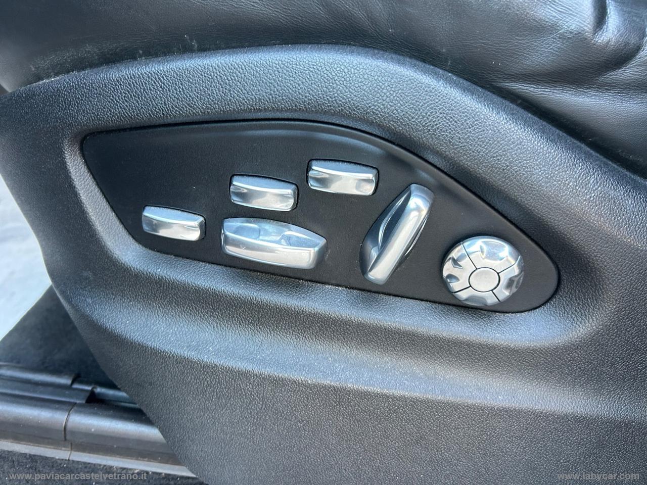 PORSCHE Cayenne 3.0 V6