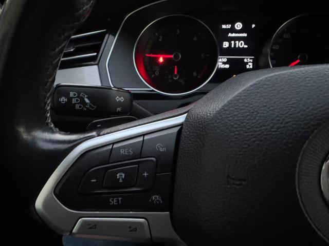 VOLKSWAGEN Passat Variant 1.6 TDI SCR DSG Business BMT