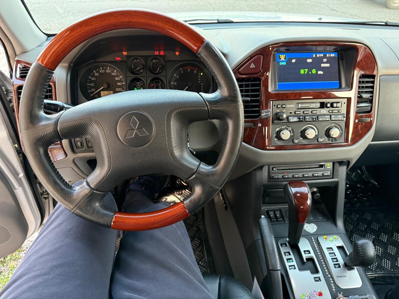 Mitsubishi Pajero 3.2 16V DI-D 5p. GLS2