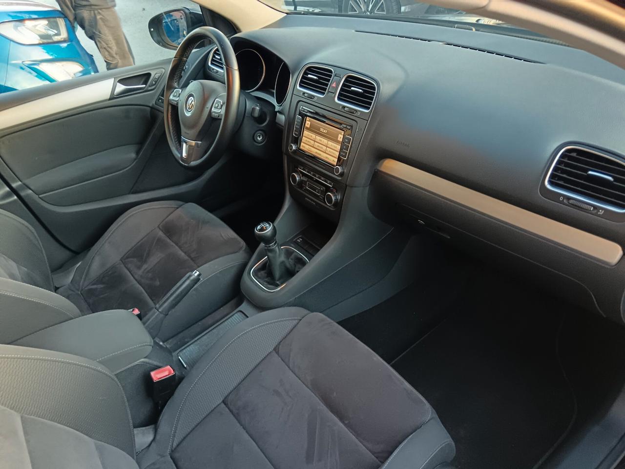 Volkswagen Golf 1.6 TDI 105CV NEOPATENTATI