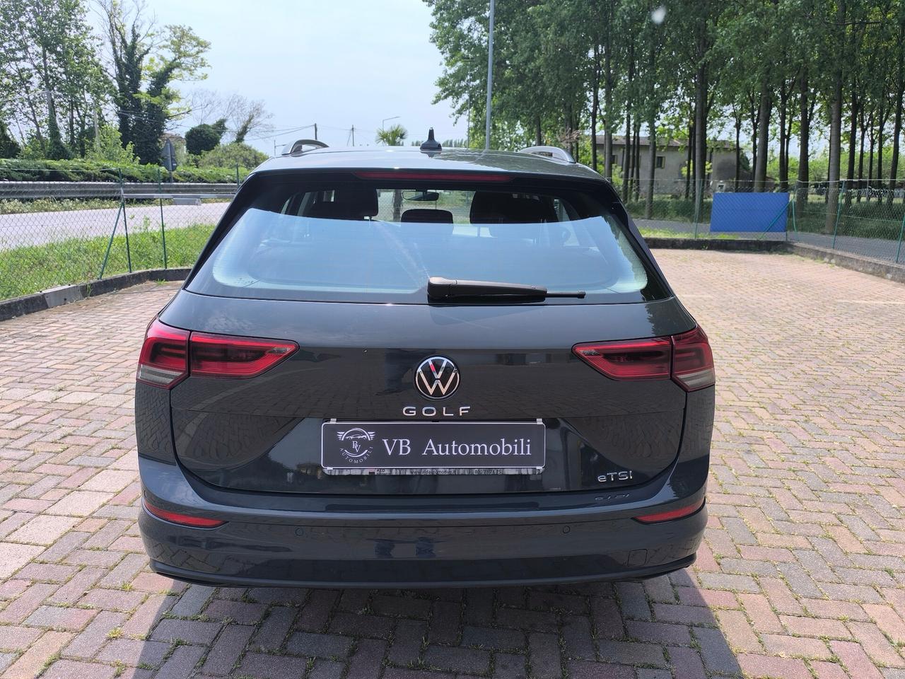 Volkswagen Golf Variant 1.5 eTSI EVO ACT DSG Life