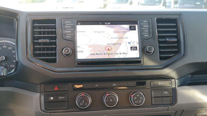 Volkswagen Crafter 35 2.0 TDI 140CV PL-TA Furgone con rampa moto