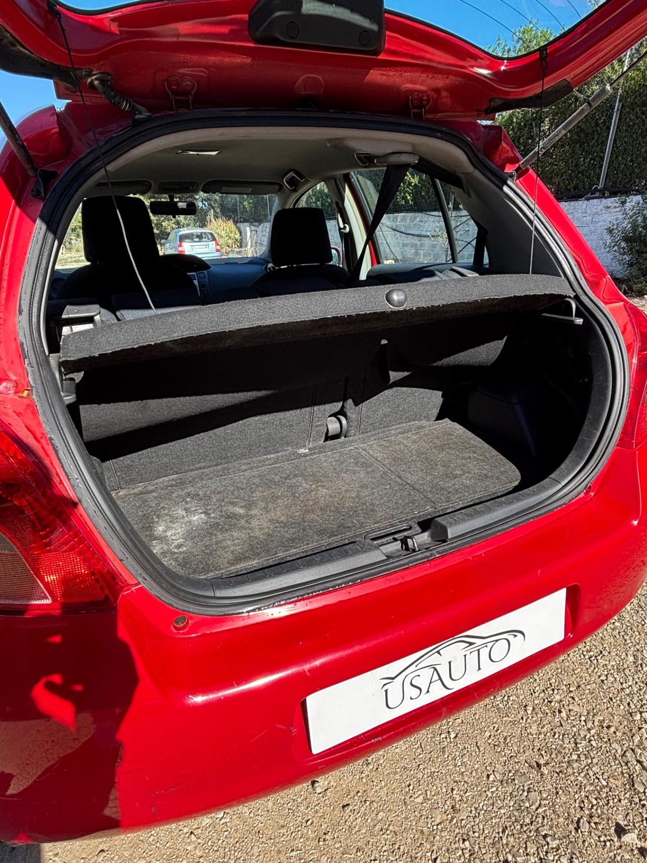 Toyota Yaris 1.0 5 porte Sol