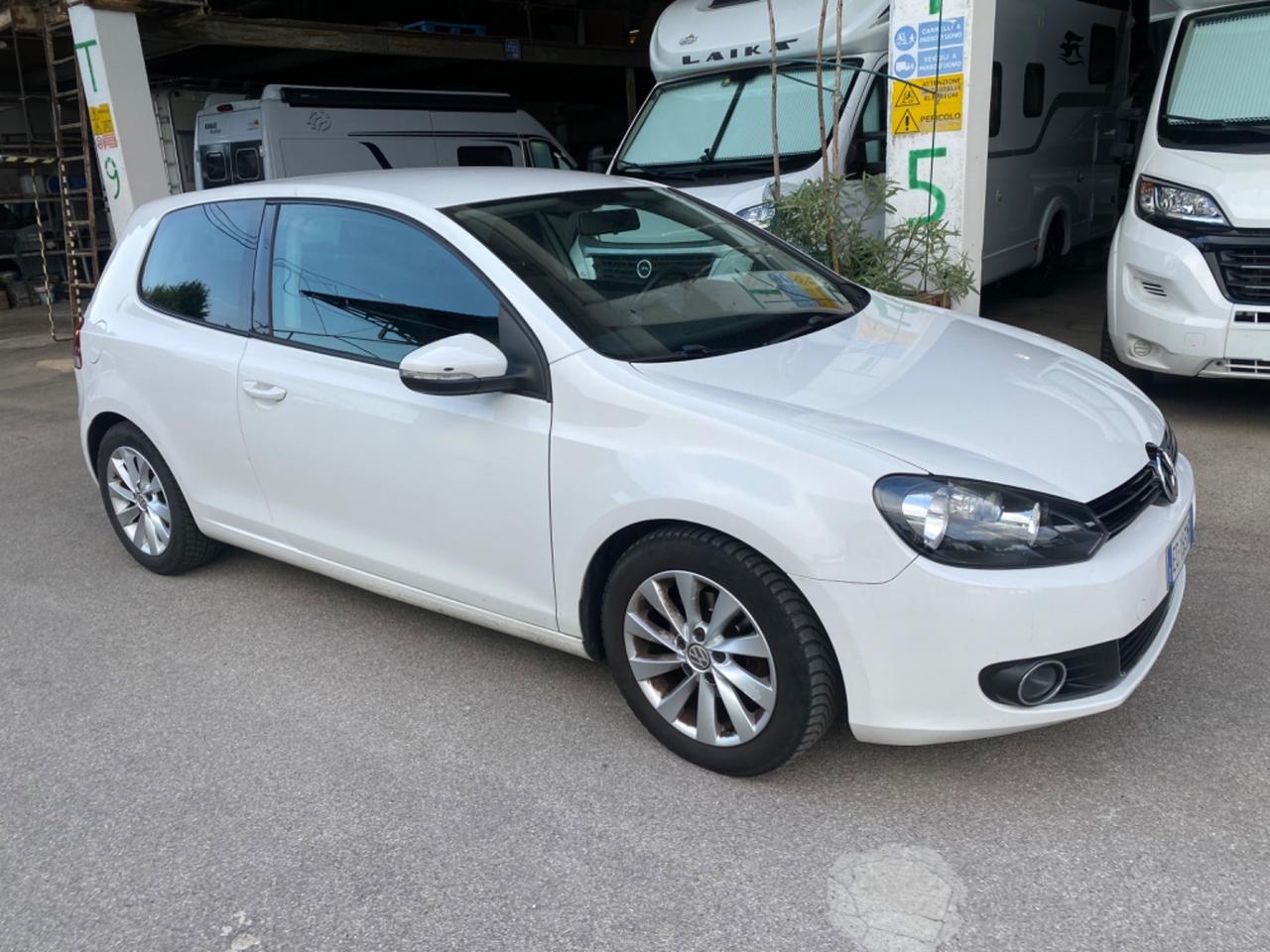 Volkswagen Golf 1.6 TDI DPF 3p. Comfortline
