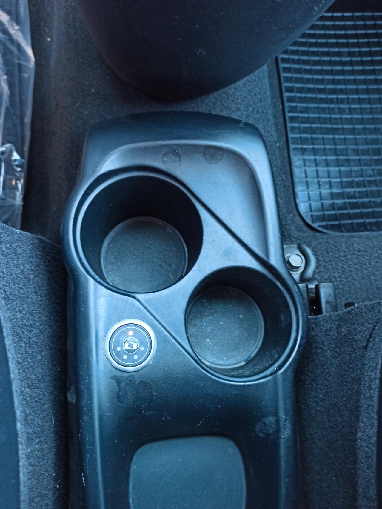 Hyundai i10 1.1 12V BlueDrive GPL Sound Edition