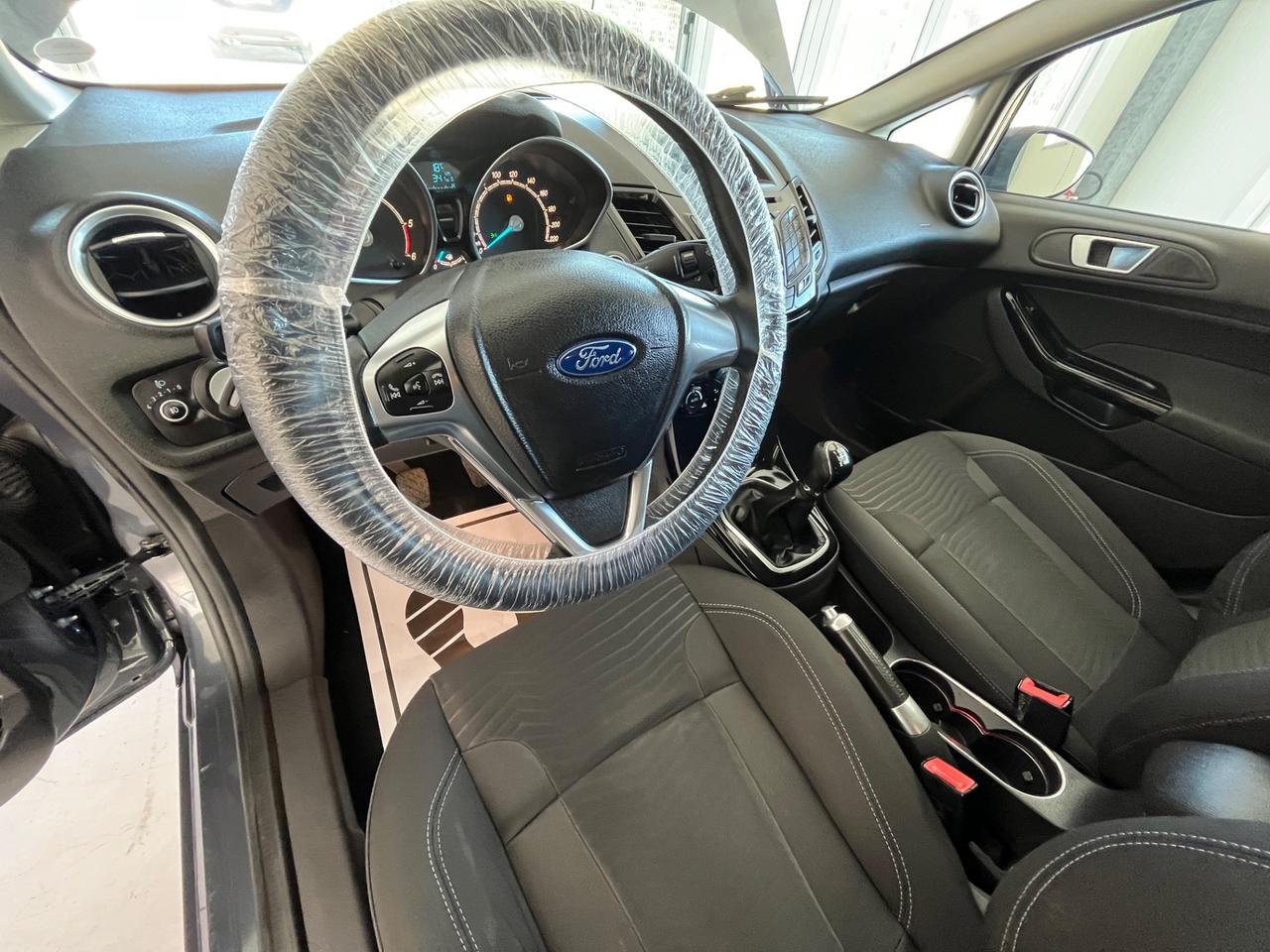 Ford Fiesta 1.5 TDCi 75CV 5 porte Titanium