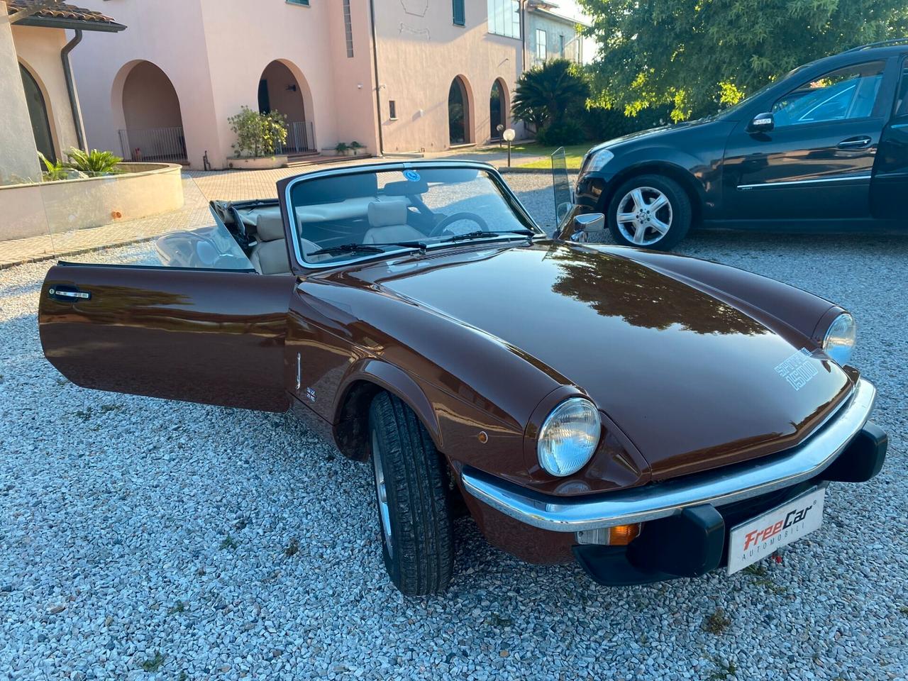 TRIUMPH SPITFIRE 1500 Benzina "CABRIO"