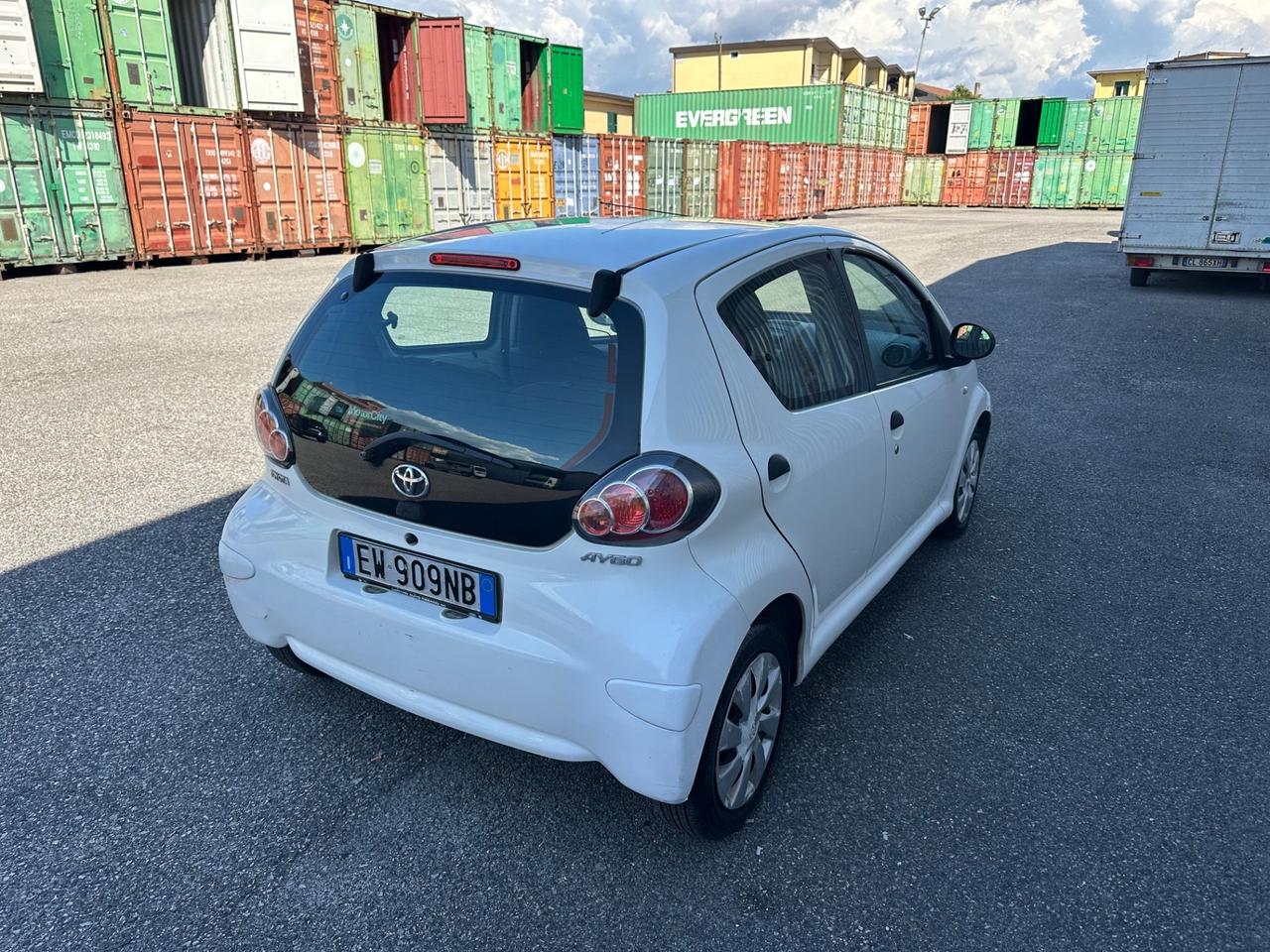Toyota Aygo 1.0 VVT-i 69 CV...Neop