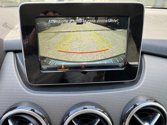 MERCEDES-BENZ B 180 Executive