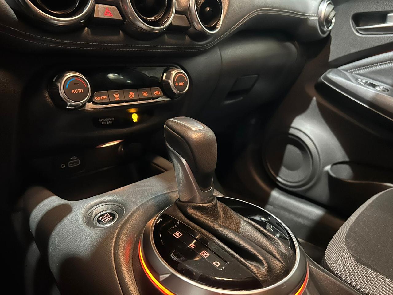 Nissan Juke 1.0 DIG-T 117 CV DCT N-Connecta