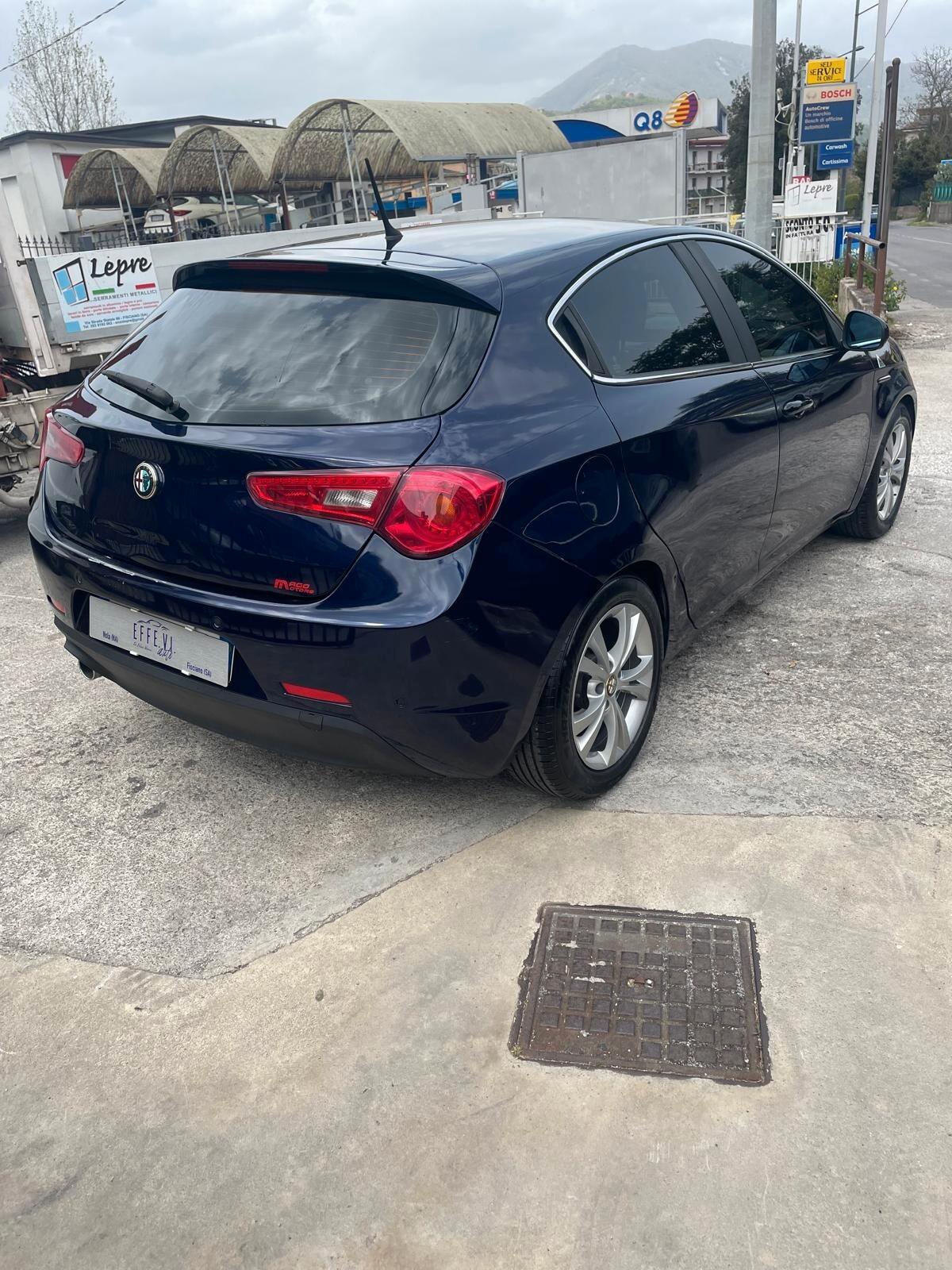 Alfa Romeo Giulietta 1.6 JTDm-2 105 CV Distinctive