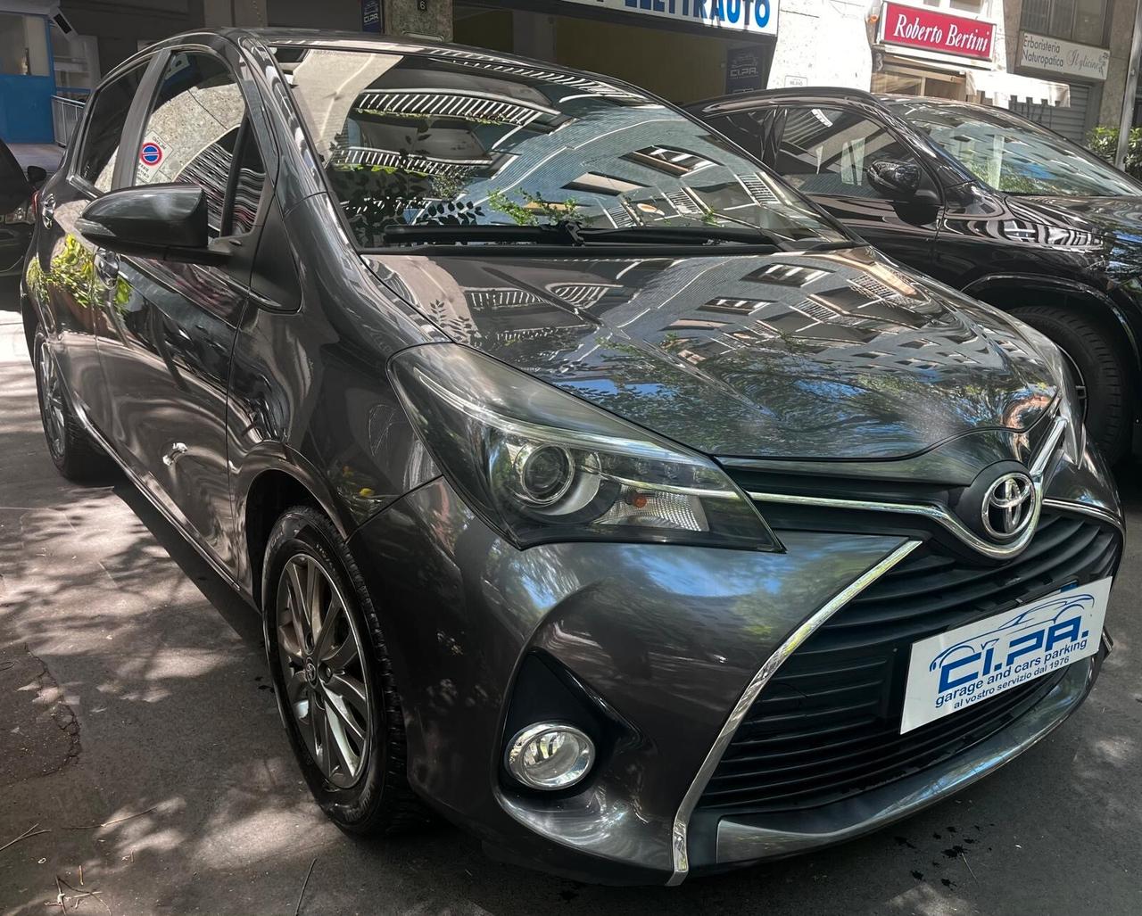Toyota Yaris 1.0 5 porte Lounge