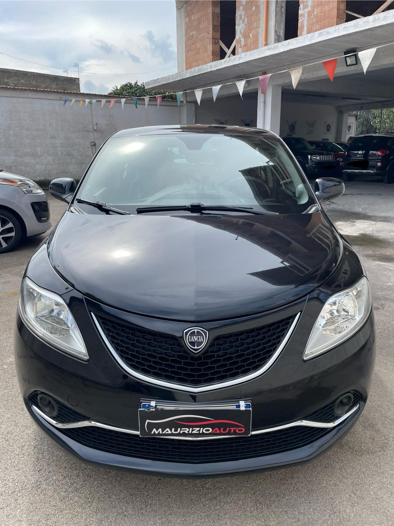 Lancia Ypsilon 1.2 69 CV 5 porte S&S Gold dal nord Italia