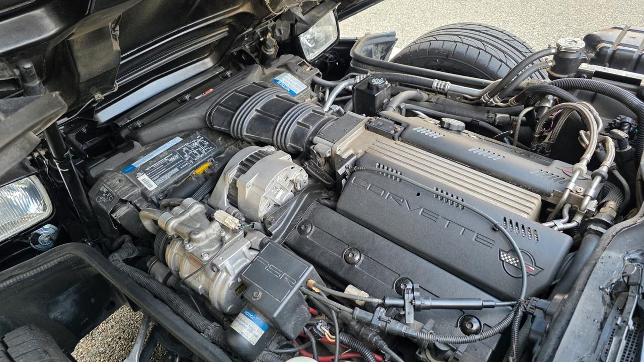 Chevrolet Corvette LT1