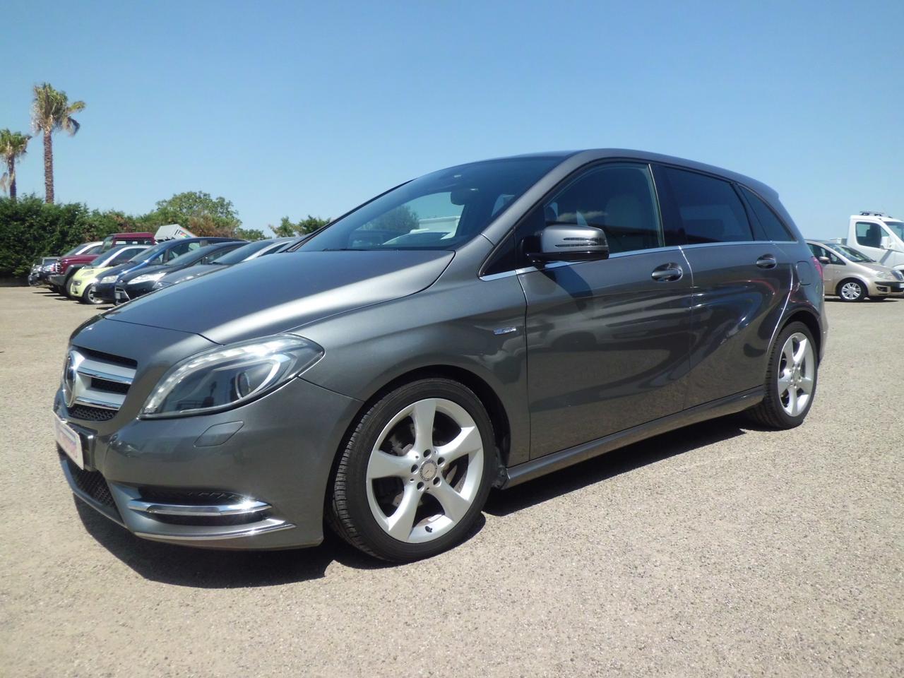 Mercedes-benz B 200 B 200 CDI BlueEFFICIENCY Premium-FULLLL