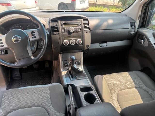 Nissan Navara 2.5 dCi 190CV 4 porte Double Cab XE