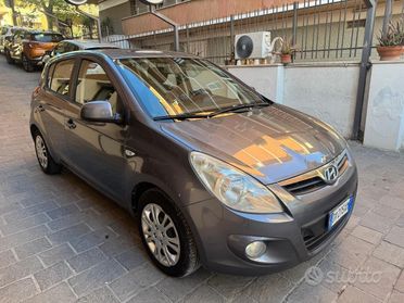 Hyundai I20 1.2 77cv 5p GPL Confort Ok Neop