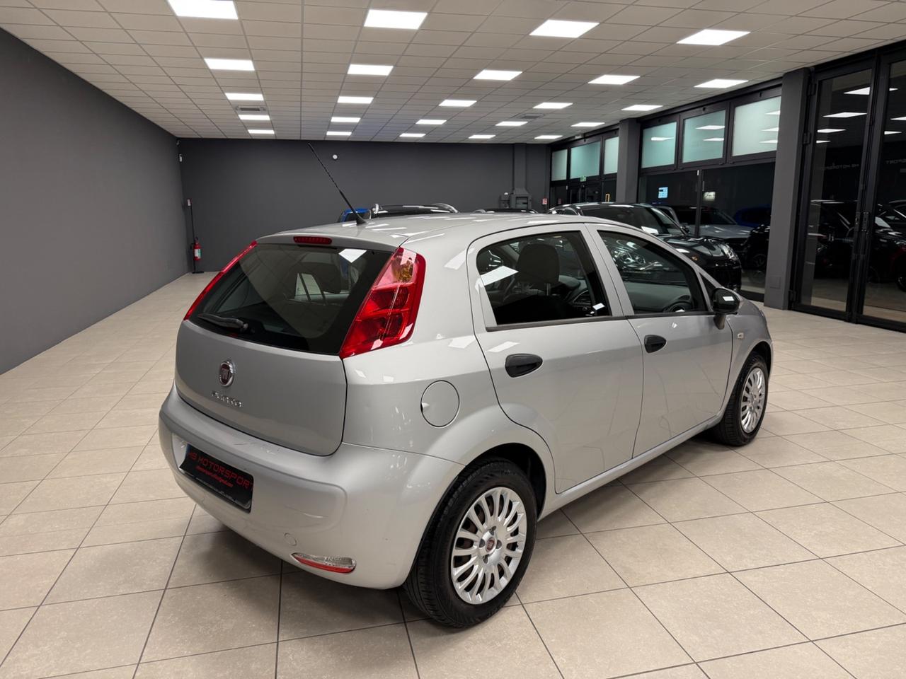 Fiat Punto 1.2 8V 5 porte Street 38.000km