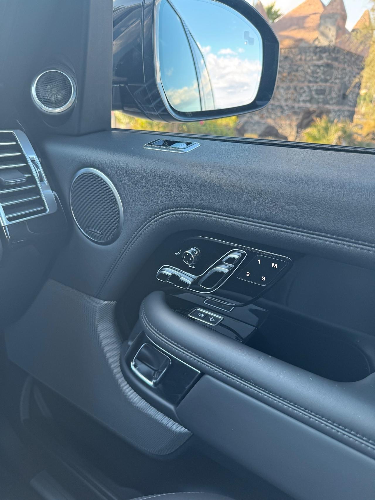 Land Rover Range 3.0 TDV6 Autobiography