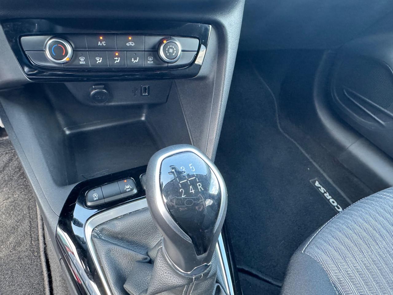 Opel Corsa 1.2 Design & Tech Bi-Color Neopatentati