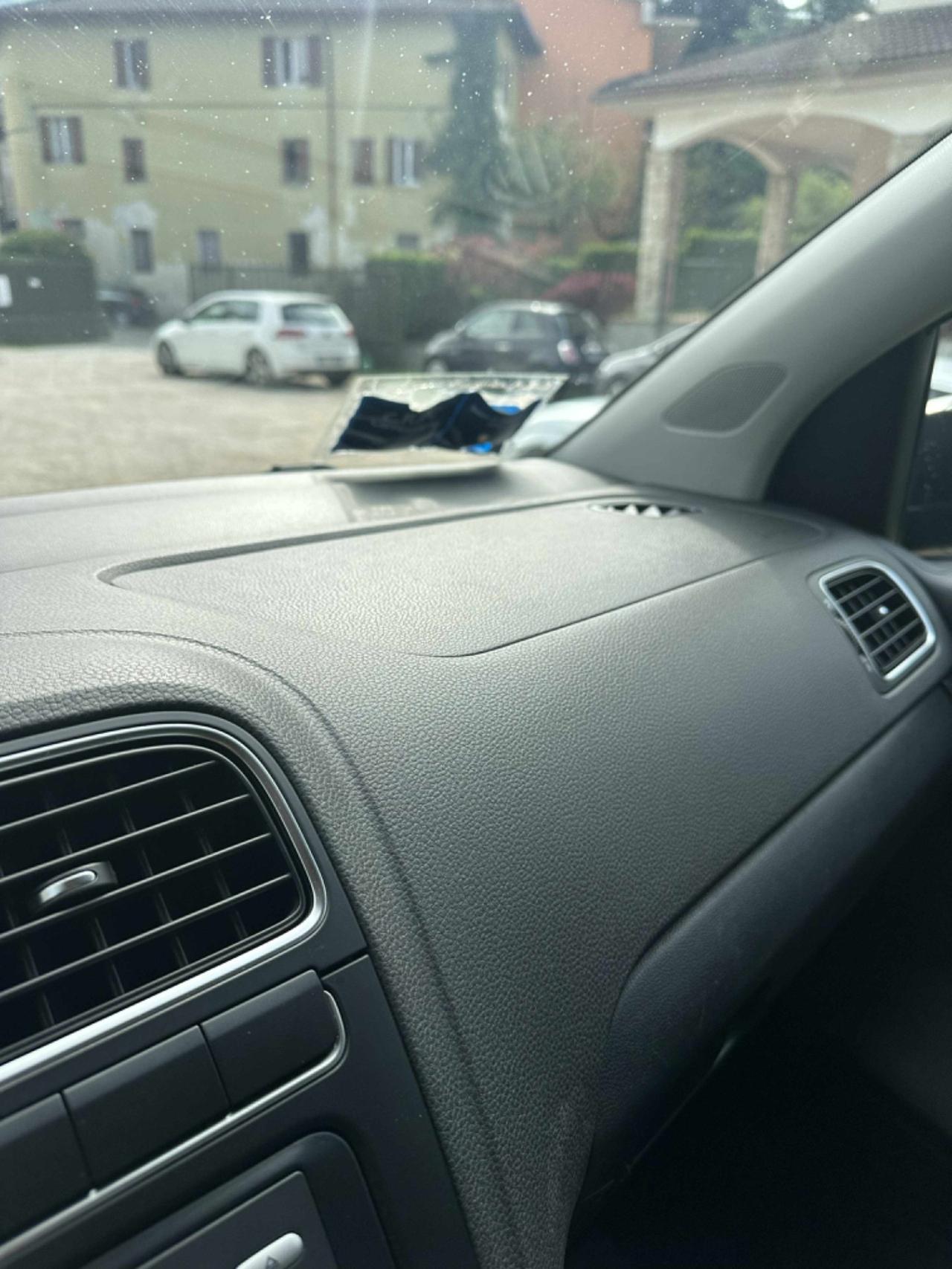 Volkswagen POLO 1.2 70 CV 5P NEOPAT KMCERT GARANZ UNICOPR