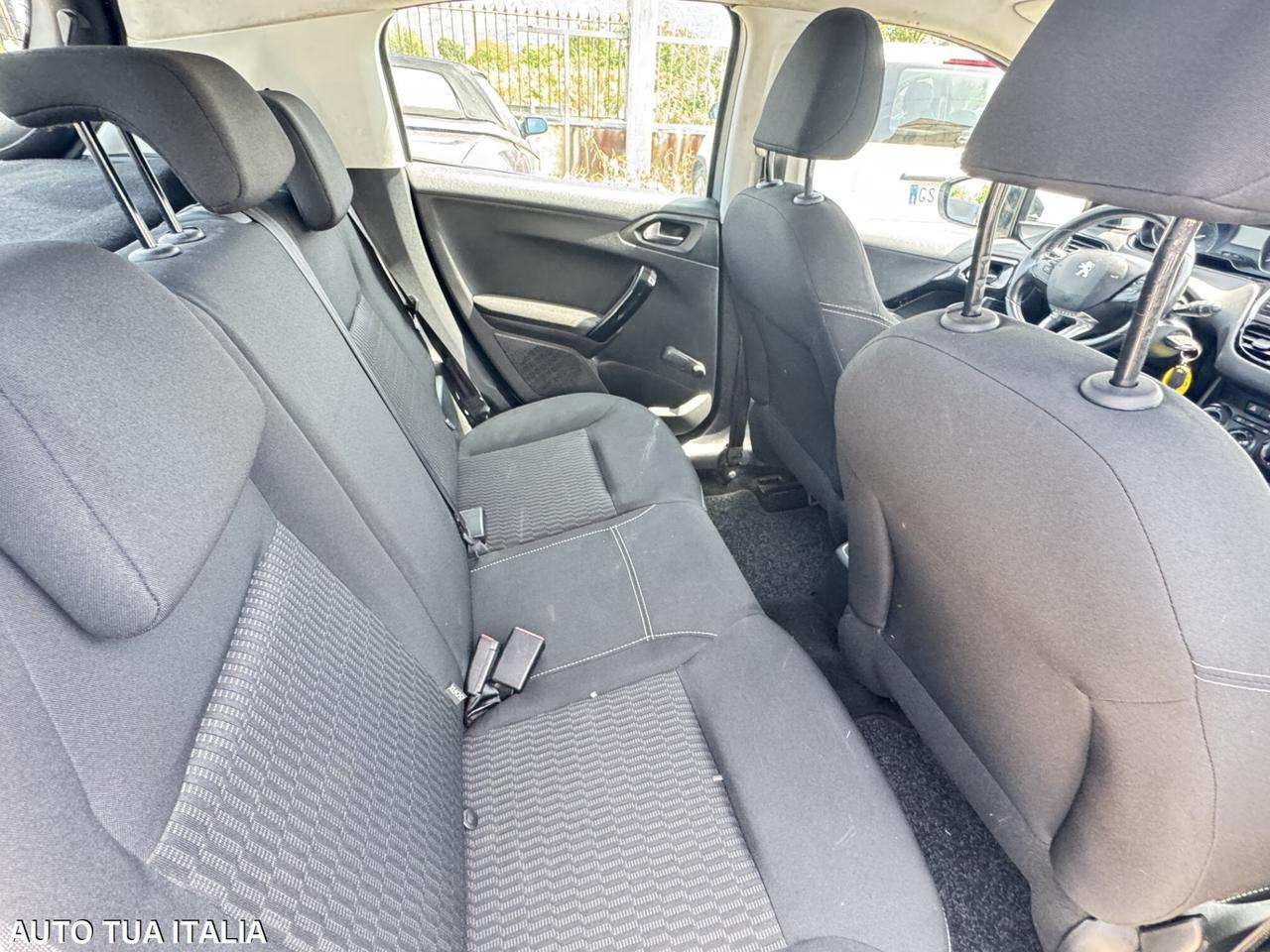 PEUGEOT 2008 1.2 BENZINA ADATTA NEOPATENTATI